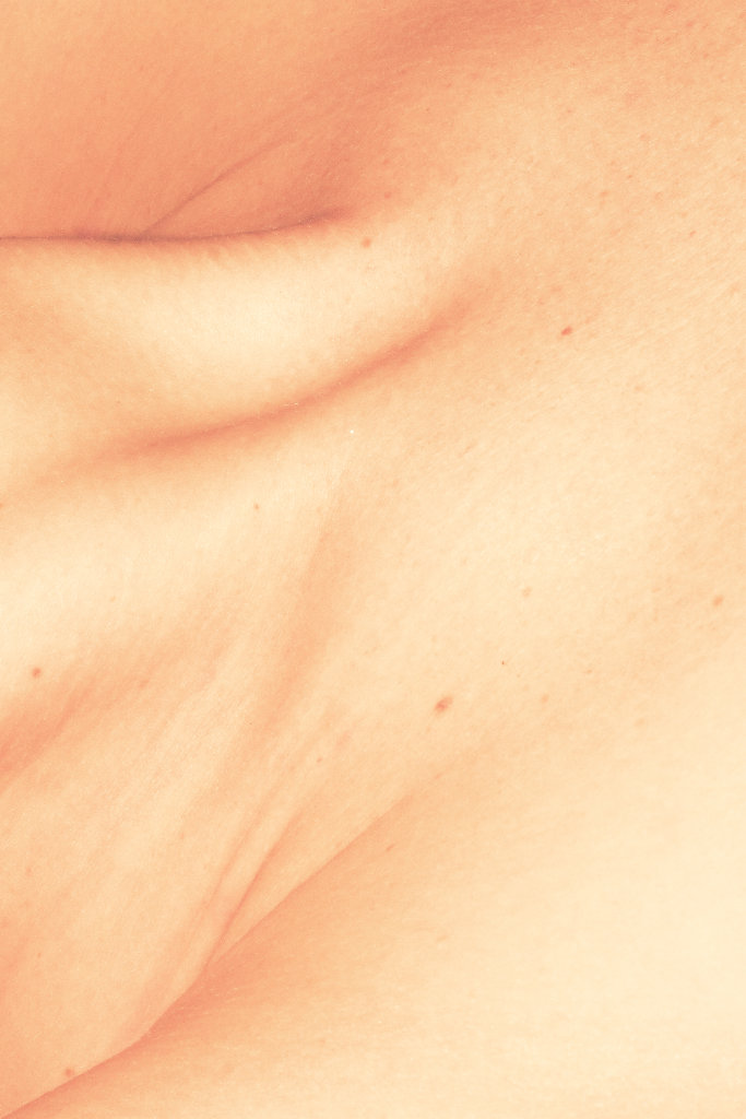 Close Up 1